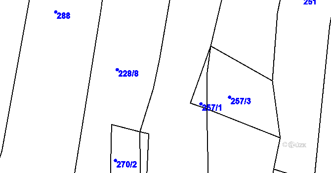 Parcela st. 228/11 v KÚ Hroznatín, Katastrální mapa