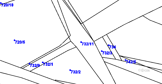 Parcela st. 732/11 v KÚ Rybitví, Katastrální mapa