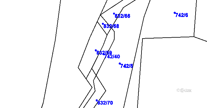 Parcela st. 742/40 v KÚ Hážovice, Katastrální mapa