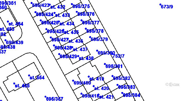 Parcela st. 695/380 v KÚ Květnice, Katastrální mapa