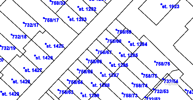 Parcela st. 758/67 v KÚ Skuteč, Katastrální mapa