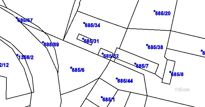 Parcela st. 685/32 v KÚ Slatiny, Katastrální mapa