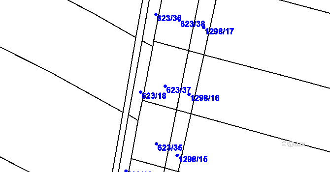 Parcela st. 623/37 v KÚ Slatiny, Katastrální mapa