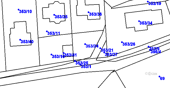 Parcela st. 353/24 v KÚ Holyně, Katastrální mapa