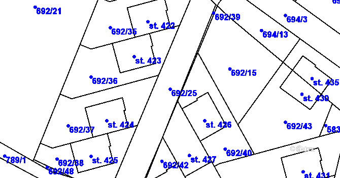 Parcela st. 692/25 v KÚ Brozany nad Labem, Katastrální mapa