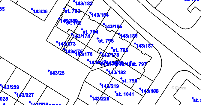 Parcela st. 143/178 v KÚ Strančice, Katastrální mapa