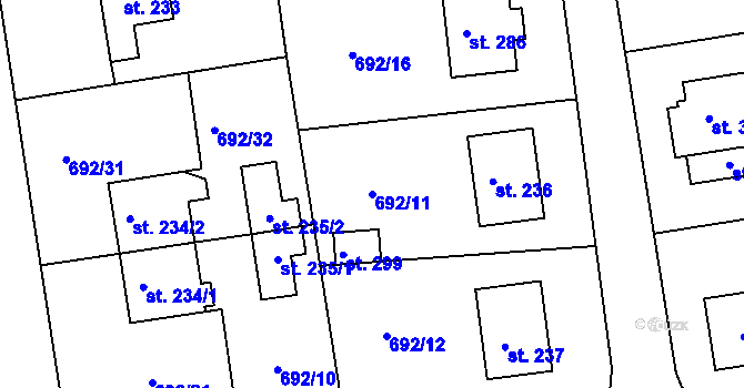 Parcela st. 692/11 v KÚ Škrdlovice, Katastrální mapa