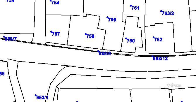 Parcela st. 688/8 v KÚ Šluknov, Katastrální mapa