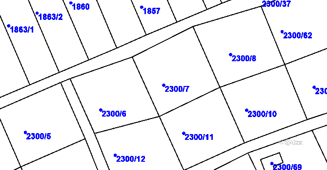 Parcela st. 2300/7 v KÚ Šluknov, Katastrální mapa