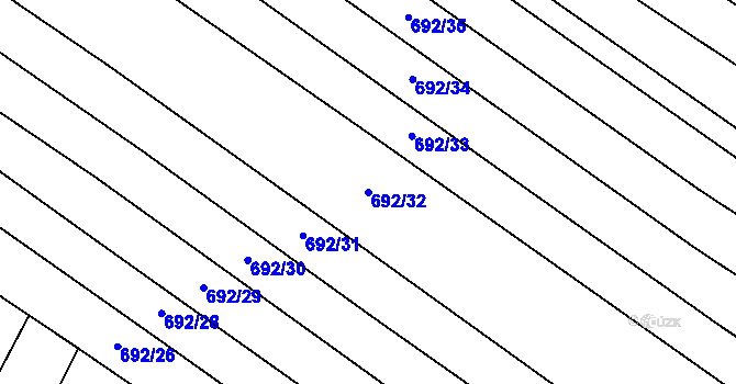 Parcela st. 692/32 v KÚ Tetčice, Katastrální mapa