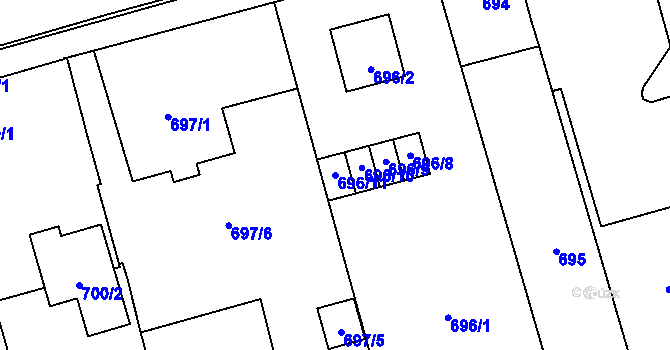 Parcela st. 696/11 v KÚ Tlučná, Katastrální mapa