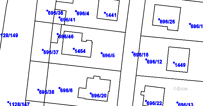 Parcela st. 696/5 v KÚ Tuchlovice, Katastrální mapa