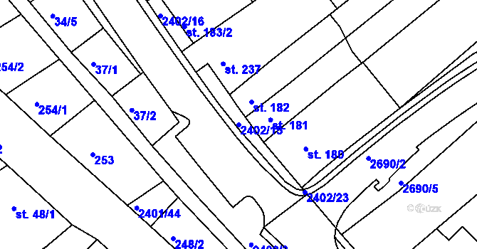 Parcela st. 2402/15 v KÚ Uhřice u Kyjova, Katastrální mapa