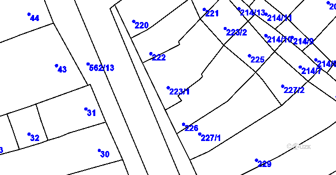 Parcela st. 223/1 v KÚ Uhřičice, Katastrální mapa