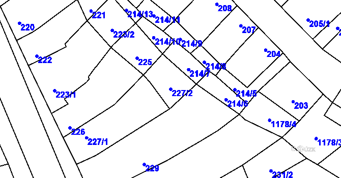 Parcela st. 227/2 v KÚ Uhřičice, Katastrální mapa