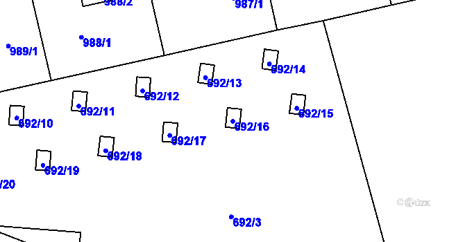 Parcela st. 692/16 v KÚ Robčice u Štěnovic, Katastrální mapa