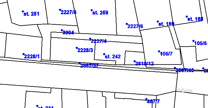 Parcela st. 242 v KÚ Úvalno, Katastrální mapa