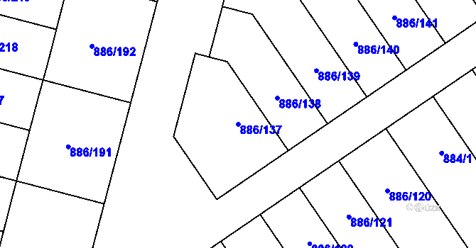 Parcela st. 886/137 v KÚ Holubice, Katastrální mapa