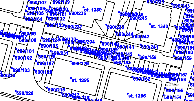 Parcela st. 690/220 v KÚ Velký Osek, Katastrální mapa