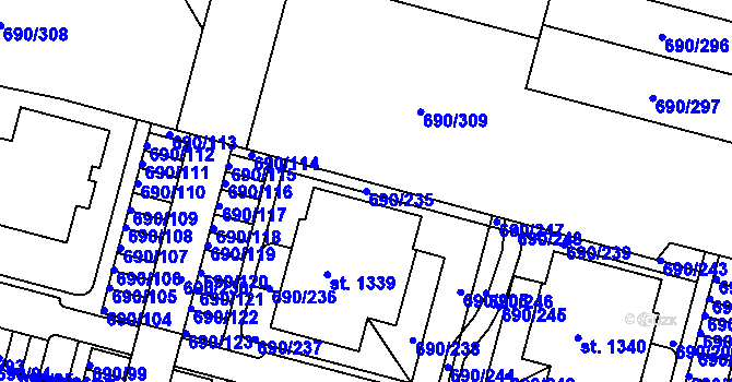 Parcela st. 690/235 v KÚ Velký Osek, Katastrální mapa