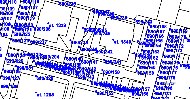 Parcela st. 690/242 v KÚ Velký Osek, Katastrální mapa
