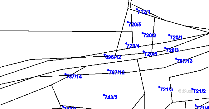 Parcela st. 696/42 v KÚ Čelákovy, Katastrální mapa