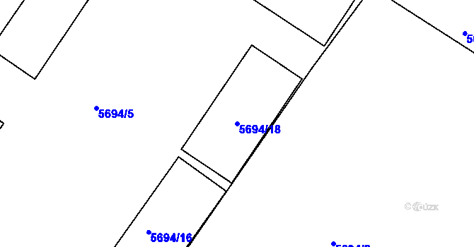 Parcela st. 5694/18 v KÚ Znojmo-město, Katastrální mapa