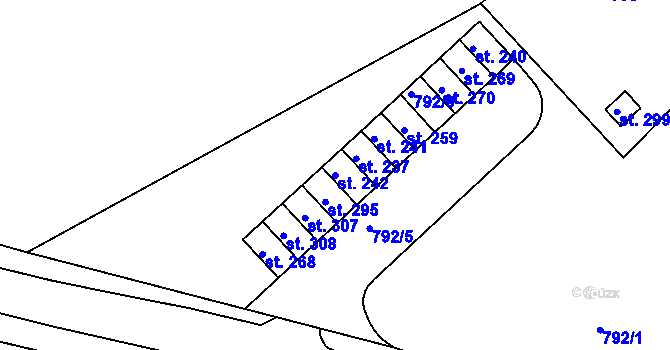 Parcela st. 242 v KÚ Znojmo-Hradiště, Katastrální mapa