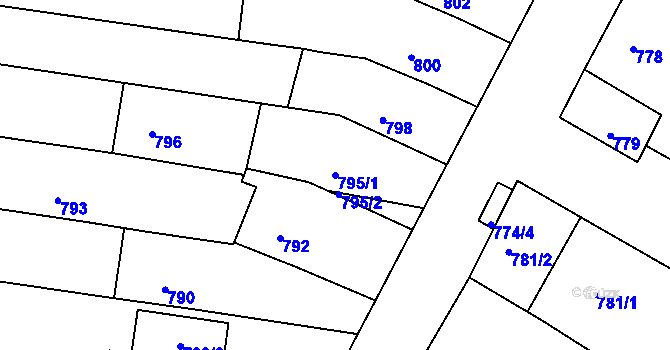 Parcela st. 795/1 v KÚ Žatčany, Katastrální mapa