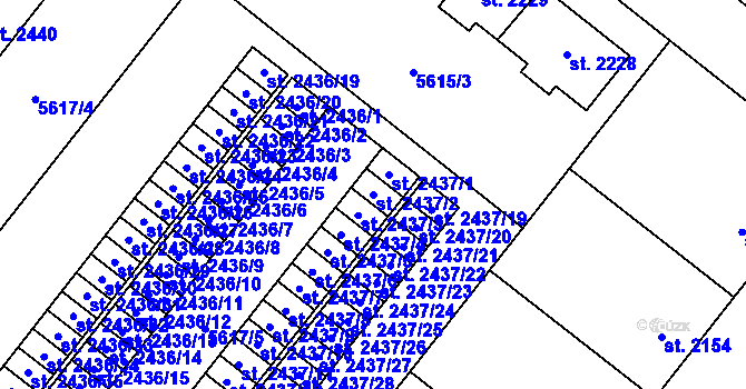 Parcela st. 2437/2 v KÚ Žatec, Katastrální mapa