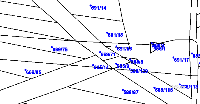 Parcela st. 669/71 v KÚ Tatiná, Katastrální mapa