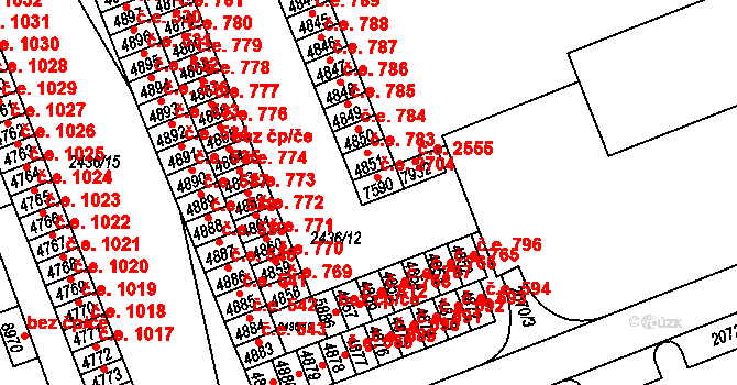 Hodonín 2704 na parcele st. 7590 v KÚ Hodonín, Katastrální mapa