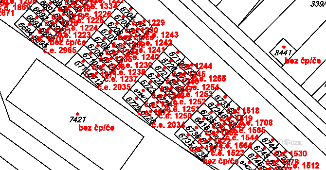 Hodonín 1252 na parcele st. 6729 v KÚ Hodonín, Katastrální mapa