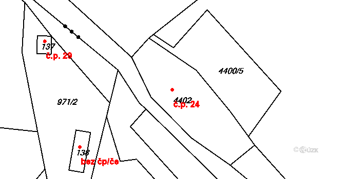 Pomněnice 24, Benešov na parcele st. 4402/1 v KÚ Benešov u Prahy, Katastrální mapa