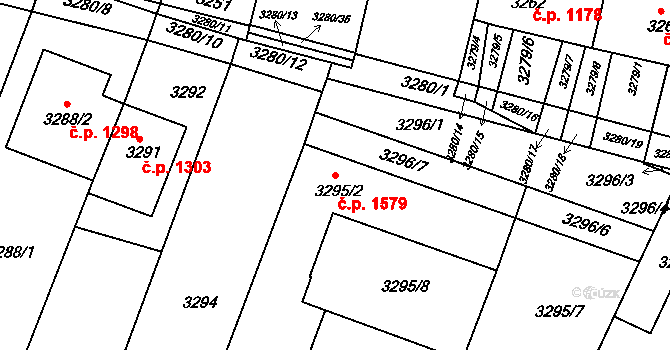 Hluk 1579 na parcele st. 3295/2 v KÚ Hluk, Katastrální mapa