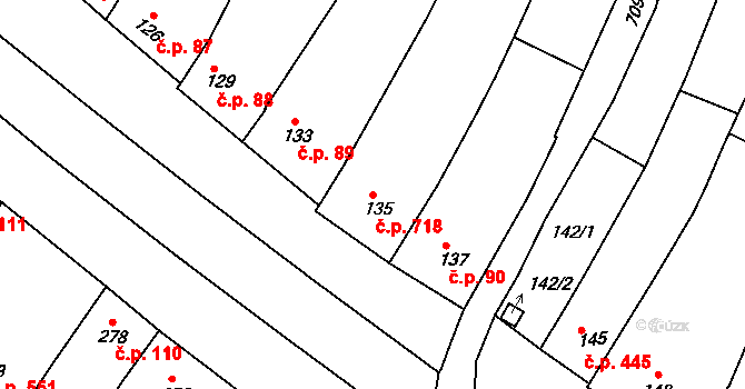 Hluk 718 na parcele st. 135 v KÚ Hluk, Katastrální mapa
